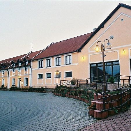 Pension U Svateho Jana Hradec Kralove Exterior photo