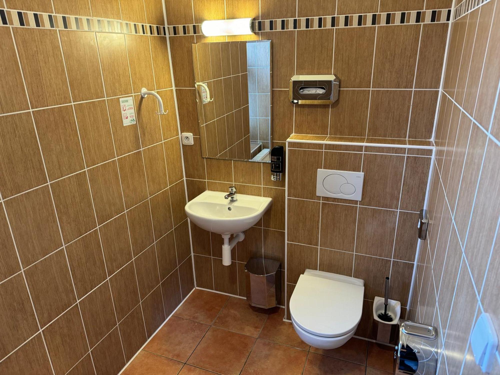 Pension U Svateho Jana Hradec Kralove Exterior photo